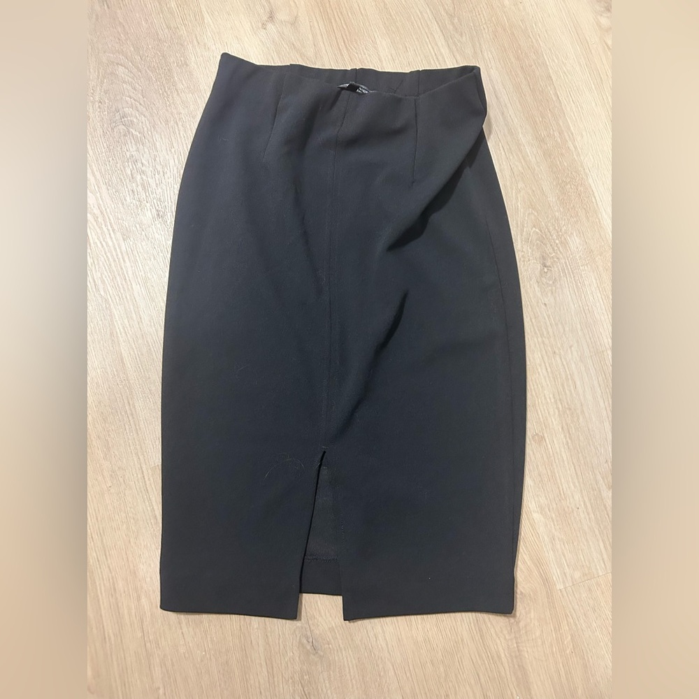 Dynamite Elegant Black Pencil Skirt